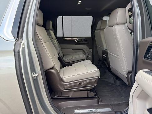 New 2026 GMC Yukon XL Elevation w/ LPO, Get Active Package image 17