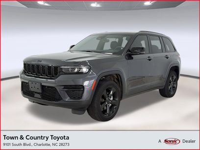Used 2023 Jeep Grand Cherokee Altitude