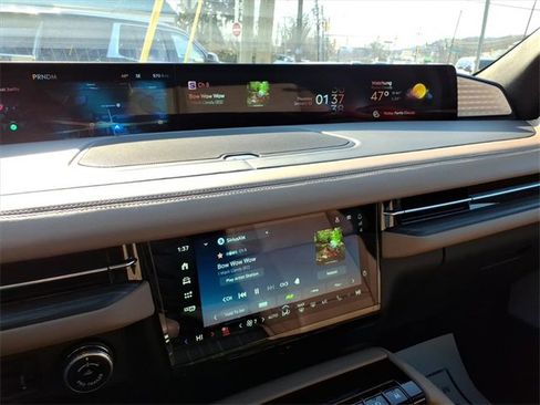 Used 2025 Lincoln Navigator Black Label image 24