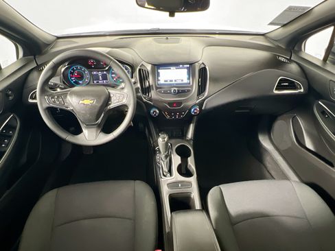 Used 2018 Chevrolet Cruze LT w/ Redline Edition FWD image 28