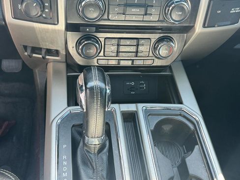 Used 2015 Ford F150 Lariat AWD/4WD image 24