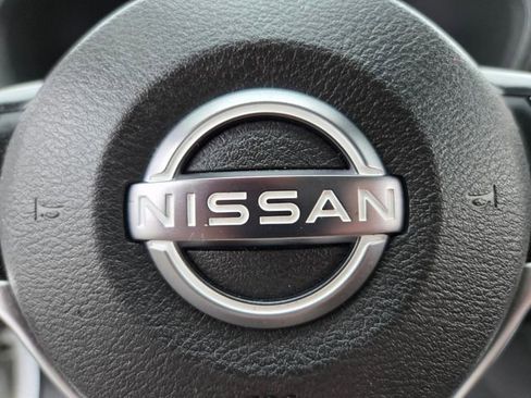 Used 2024 Nissan Sentra SV FWD image 31