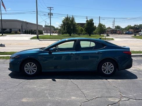 Used 2026 Toyota Camry LE FWD image 12