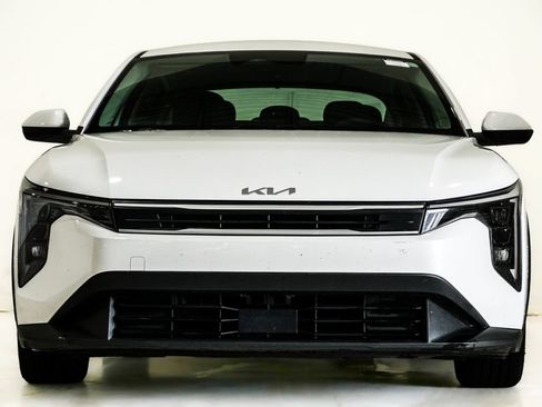 Used 2025 Kia K4 FWD image 2