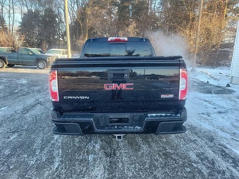 Used 2017 GMC Canyon SLE w/ All Terrain Package image 5