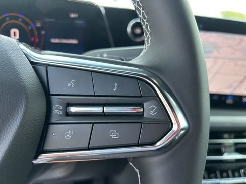 New 2026 Chevrolet Traverse LT FWD image 20