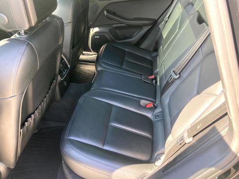 Used 2020 Porsche Macan image 16