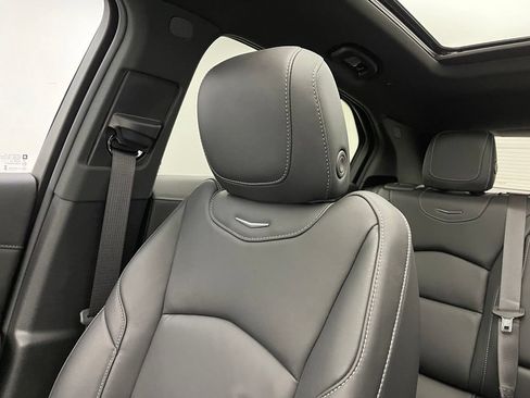 Used 2024 Cadillac XT4 Luxury w/ Cold Weather Package FWD image 43