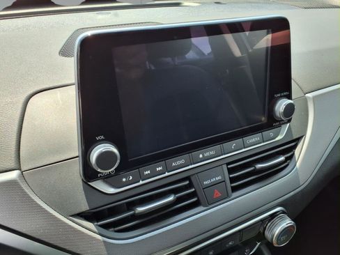 Used 2023 Nissan Altima 2.5 SR image 11