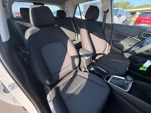 New 2026 Hyundai Venue SE FWD image 31