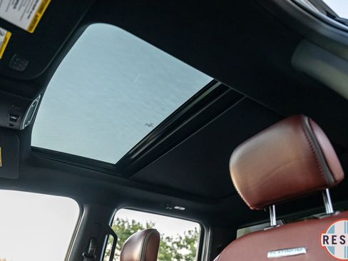 Used 2020 Ford F350 Platinum w/ Tremor Off-Road Package image 34