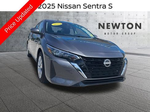 Used 2025 Nissan Sentra S FWD image 1
