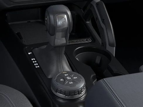 New 2026 Ford Bronco Outer Banks AWD/4WD image 17
