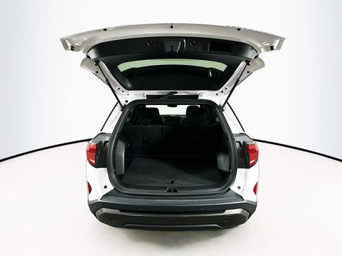 Used 2025 GMC Terrain Elevation image 28