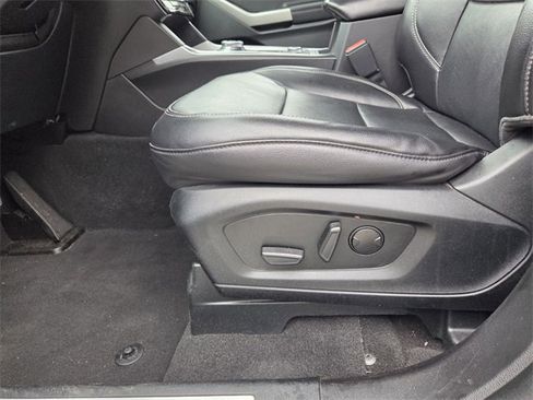 Used 2023 Ford Explorer Limited image 28