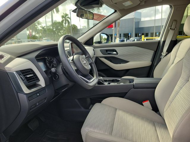 Used 2023 Nissan Rogue SV FWD image 15