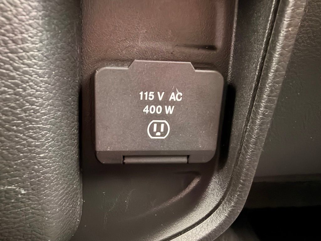 Used 2021 RAM 2500 Laramie AWD/4WD image 44