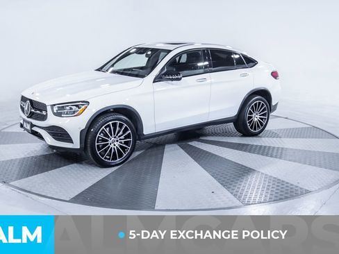 Used 2022 Mercedes-Benz GLC 300 4MATIC Coupe image 3