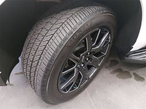 Used 2024 Chevrolet Tahoe Premier image 30