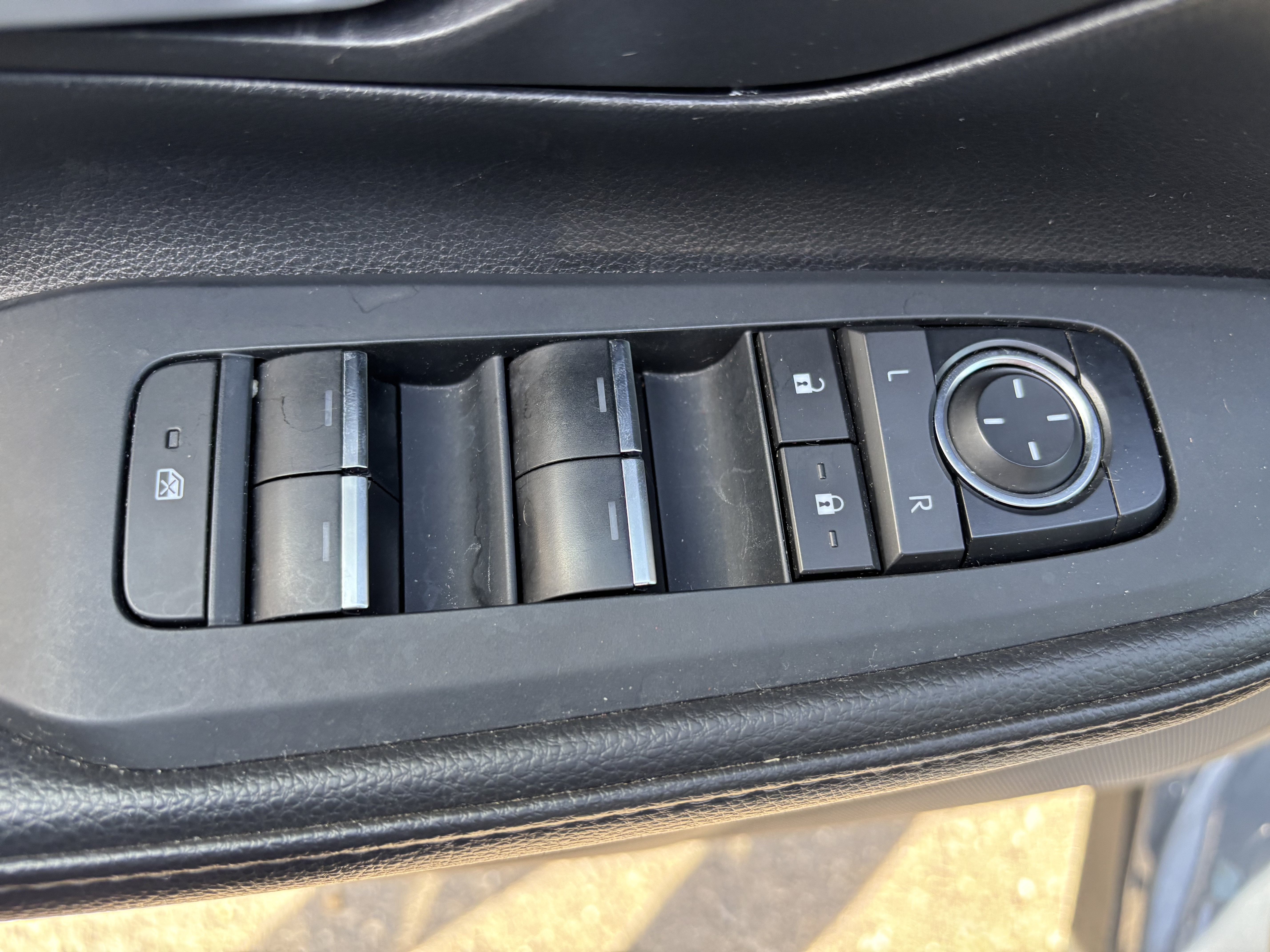 Used 2025 Toyota Grand Highlander AWD image 18