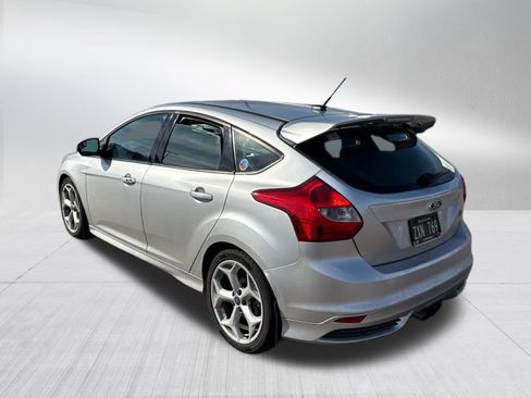 Used 2013 Ford Focus ST image 2