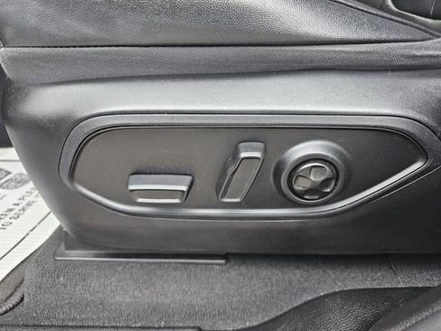 Used 2024 Jeep Grand Cherokee Limited AWD/4WD image 18