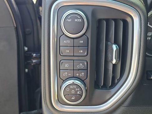 Used 2021 GMC Sierra 1500 AT4 w/ AT4 Value Package AWD/4WD image 24