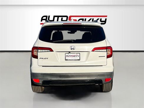 Used 2021 Honda Pilot Special Edition image 6