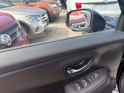 Used 2023 Honda HR-V Sport image 16