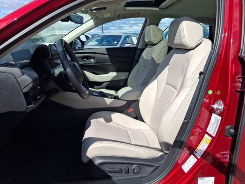 Used 2023 Honda Accord Touring image 10