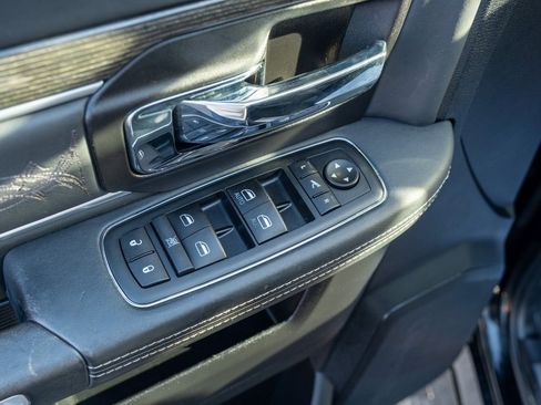 Used 2015 RAM 3500 Laramie Longhorn image 28