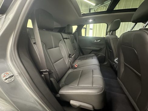 Used 2024 Chevrolet Blazer LT w/ Sound & Technology Package AWD/4WD image 18