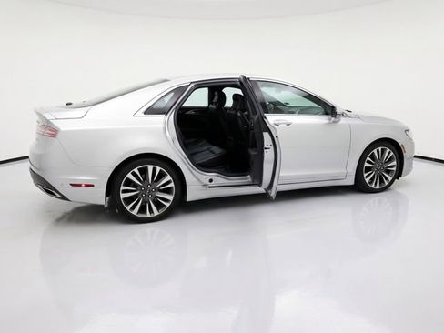 Used 2017 Lincoln MKZ Reserve w/ Climate Package FWD image 12