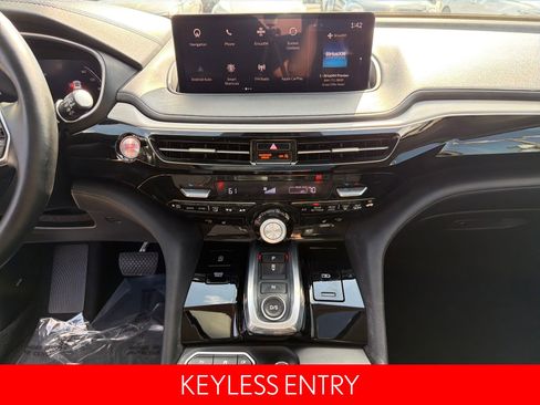 Used 2024 Acura MDX FWD w/ Technology Package image 17