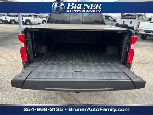 Used 2025 Chevrolet Silverado 1500 High Country w/ Midnight Edition image 7