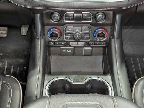 Used 2023 Chevrolet Tahoe Premier image 19