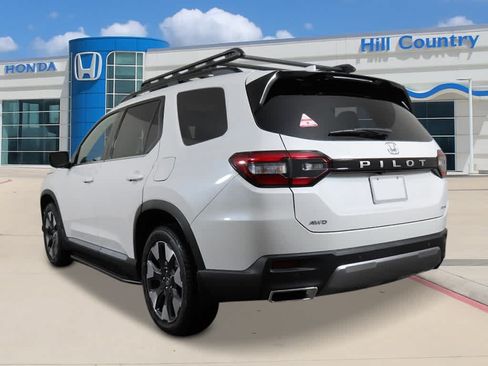 New 2026 Honda Pilot Elite image 3