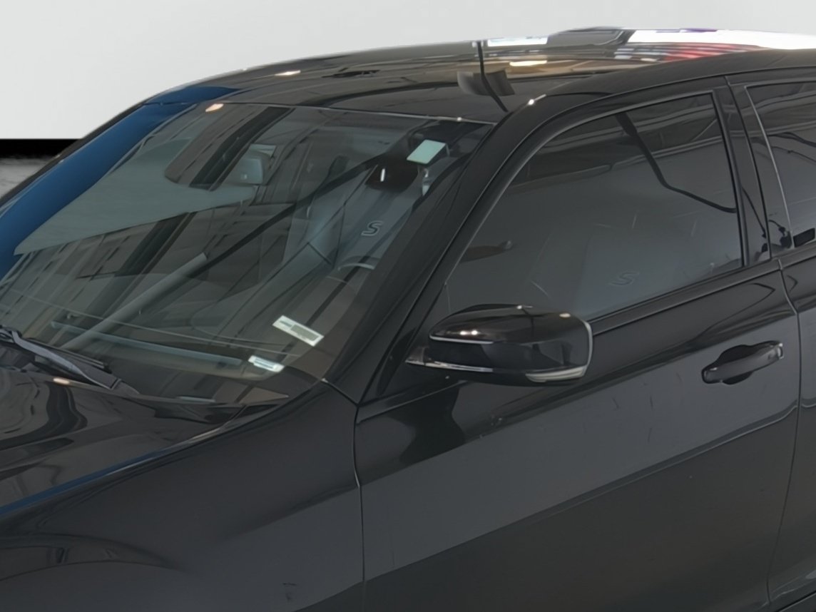 Used 2021 Chrysler 300 S RWD image 8