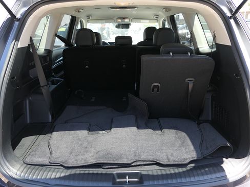 Used 2025 Kia Telluride LX FWD image 24