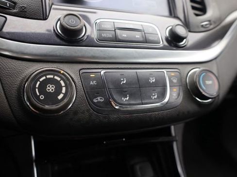 Used 2018 Chevrolet Impala LS image 26