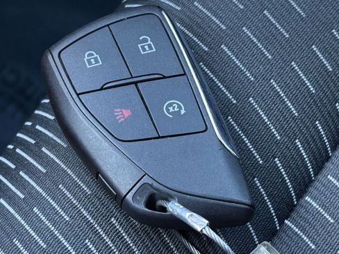 Used 2025 Chevrolet Equinox LT image 25