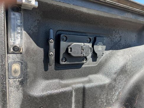 Used 2021 RAM 3500 Laramie image 12