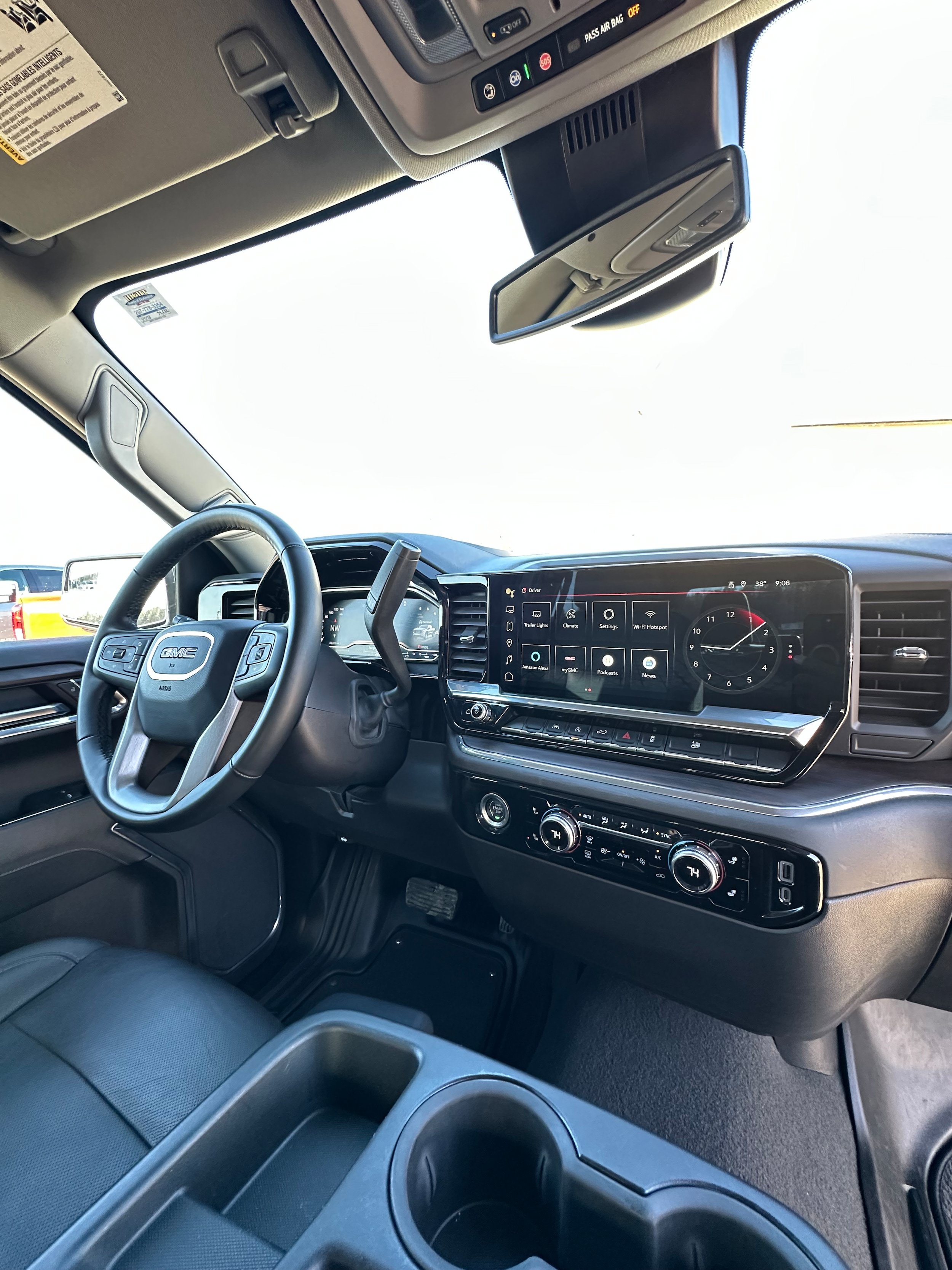 Used 2024 GMC Sierra 1500 SLT AWD/4WD image 26