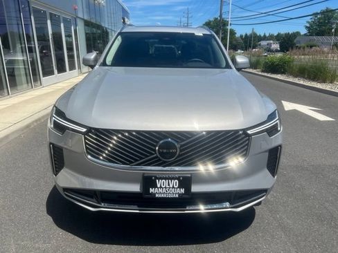 Certified 2025 Volvo XC90 B6 Plus AWD/4WD image 7