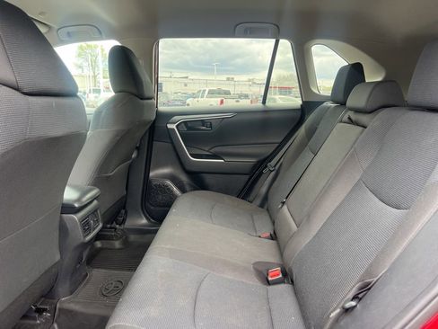 Used 2023 Toyota RAV4 LE FWD image 3