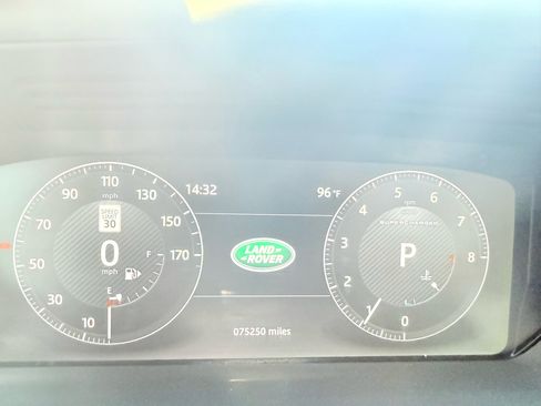 Used 2017 Land Rover Range Rover LWB SV Autobiography image 40