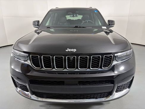 Used 2024 Jeep Grand Cherokee L Limited w/ Luxury Tech Group II image 4