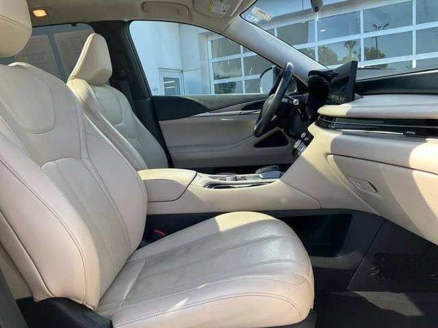 Used 2023 INFINITI QX60 Luxe AWD/4WD image 10