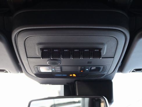 Used 2022 Ford Bronco Wildtrak image 22