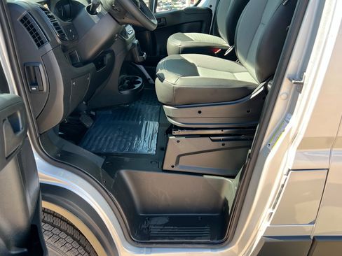 New 2026 RAM ProMaster 2500 FWD image 17